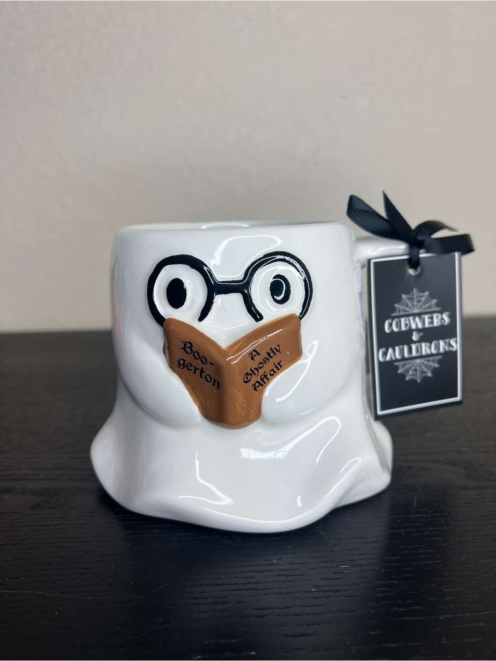 NEW Cobwebs & Cauldrons Ghost with ‘Boo-gerton A Ghostly Affair’ Book Mug